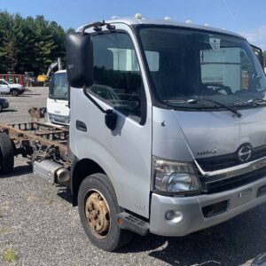 .  Hino 195, 2012, 5L, AutoT-HydrB, Cab & Chassis, grey, N#1113