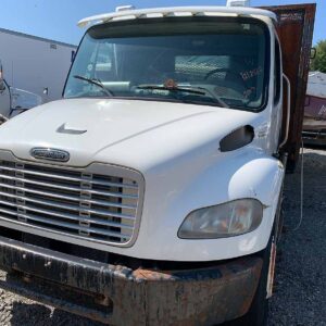.  Freightliner M2, 2007, CAT 7.2L C7, MT-AB, Flatbed, N#9677
