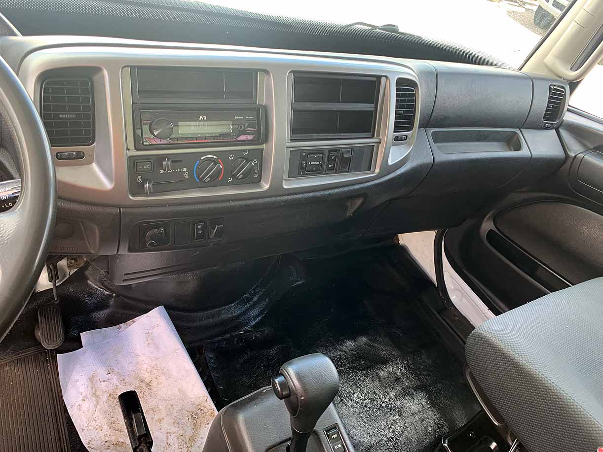 . Hino 268, 2019, 7.6L, AutoT-HydrB, 24ft Box, Rollup Door, N#9008 - Image 11