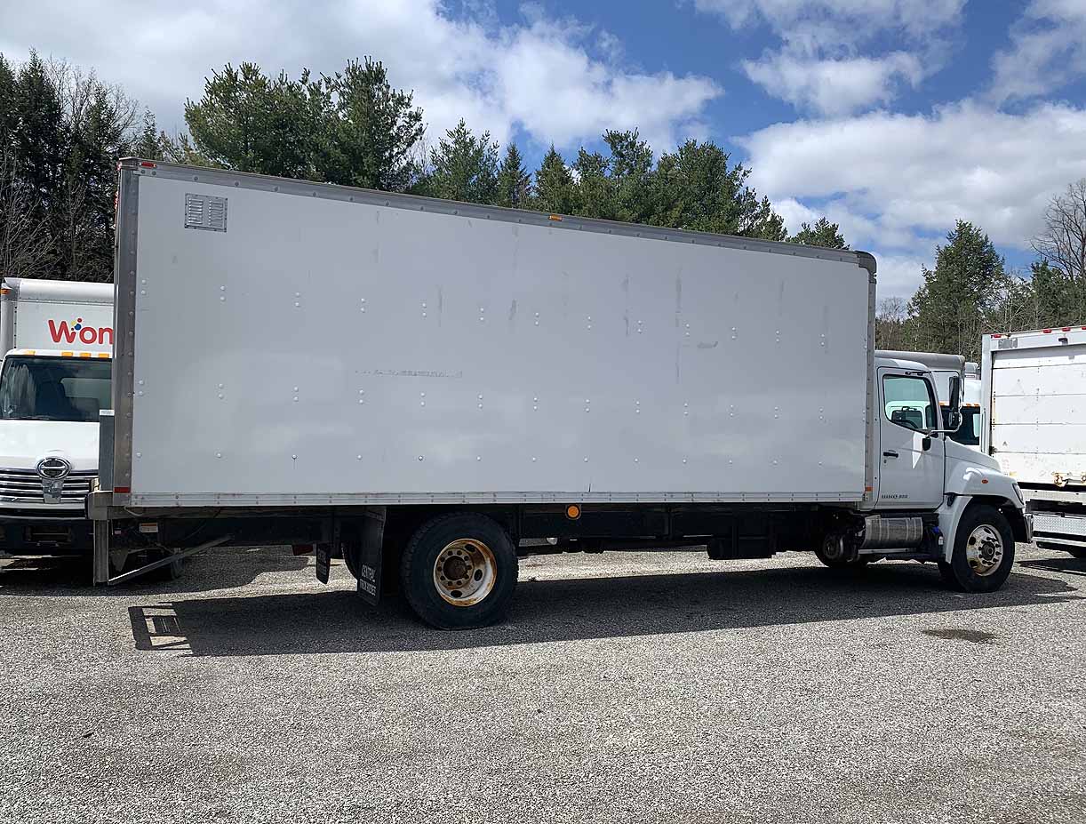 . Hino 268, 2019, 7.6L, AutoT-HydrB, 24ft Box, Rollup Door, N#9008 - Image 7