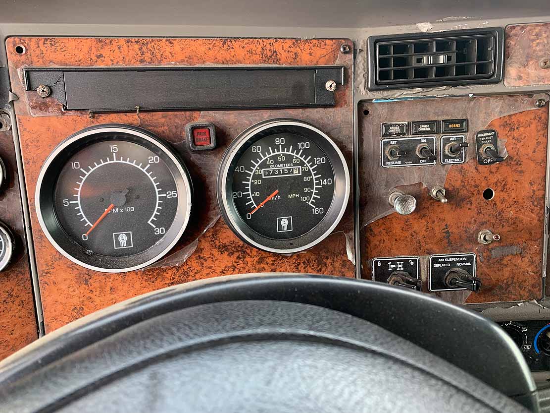 . Kenworth T300, 2007, Cummins 8.3L, MT-AB, 6x4, Sleeper, 26ft Box, 96in Door, TG, r, N#1153 - Image 50