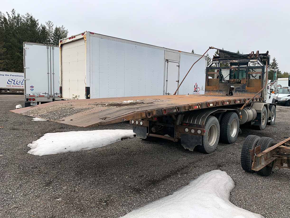 . International Paystar 5600i, 2007, CAT 15.2L, MT-AB, 8x4, Twin-Steer Roll-Off, 22.5ft Hoist, N#7943 - Image 10