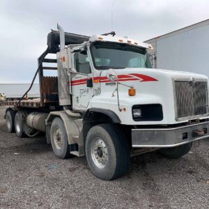 .  International Paystar 5600i, 2007, CAT 15.2L, MT-AB, 8x4, Twin-Steer Roll-Off, 22.5ft Hoist, N#7943