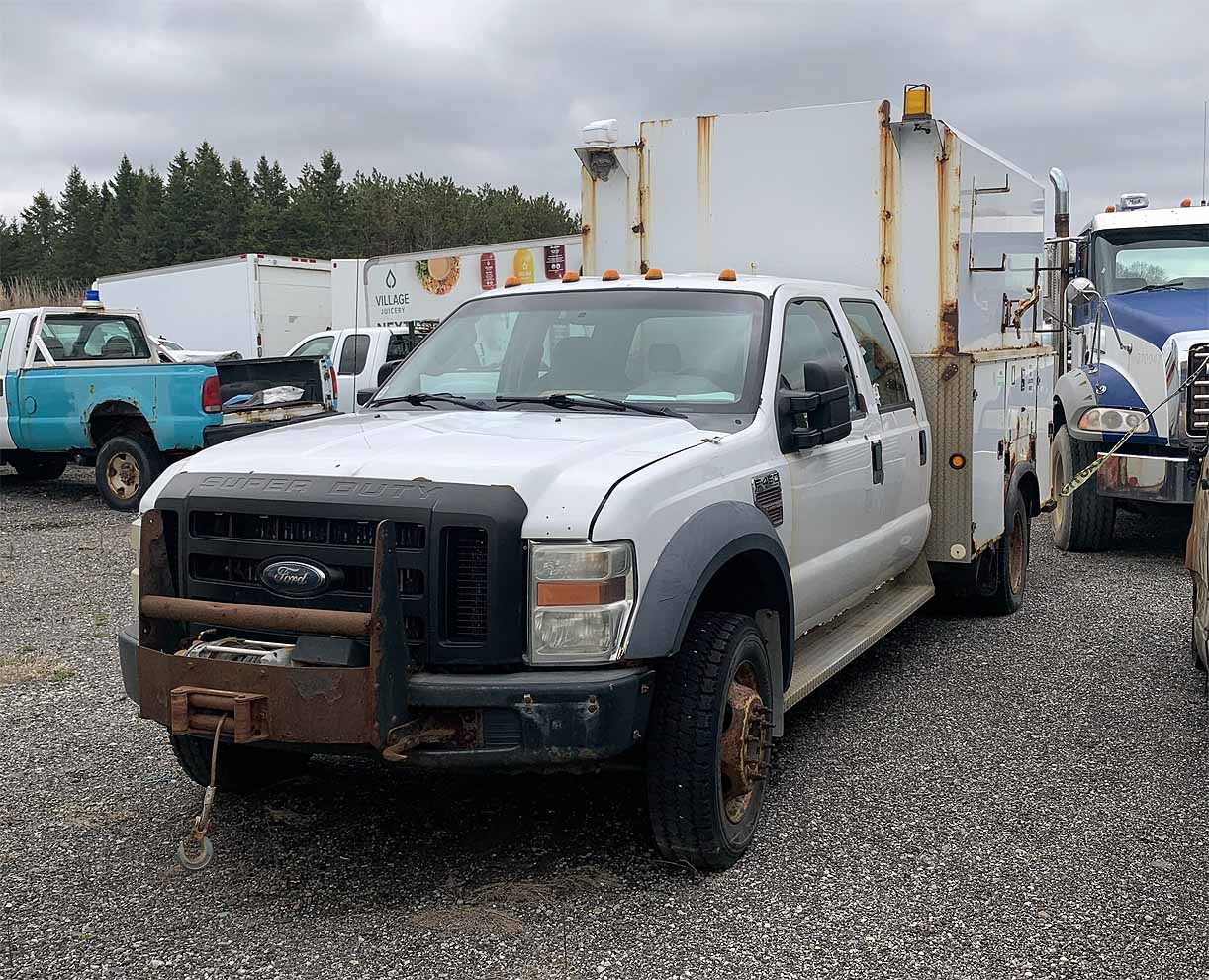 . Ford F450, 2008, 6.4L diesel, AT-HB, 4WD, CrewCab, Utility Box, N#7217 - Image 3
