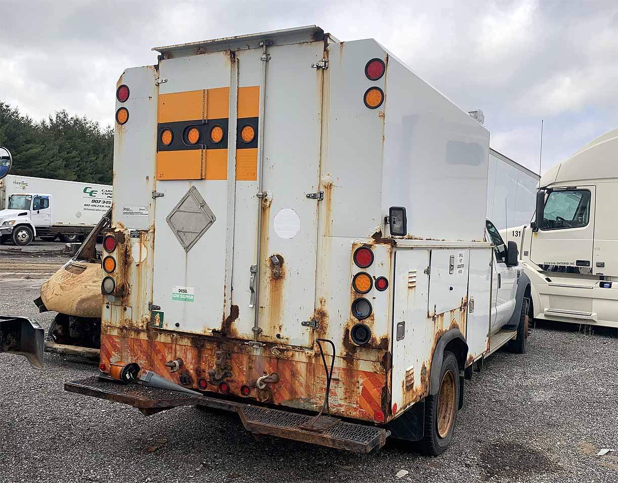 . Ford F450, 2008, 6.4L diesel, AT-HB, 4WD, CrewCab, Utility Box, N#7217 - Image 4