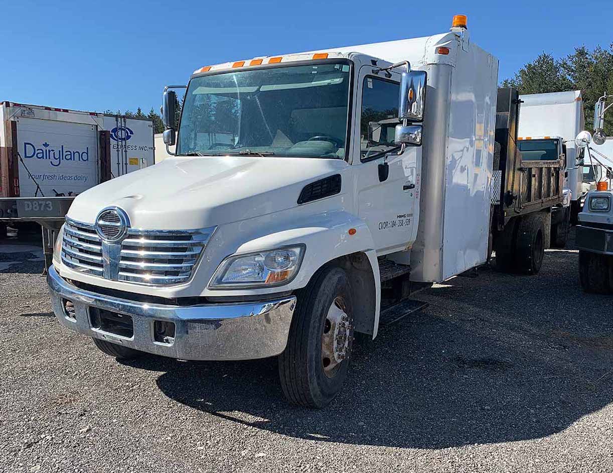 . Hino 338, 2008, 7.6L, AutoT-HydrB, Dump w/ Storage Unit, N#0856 - Image 3