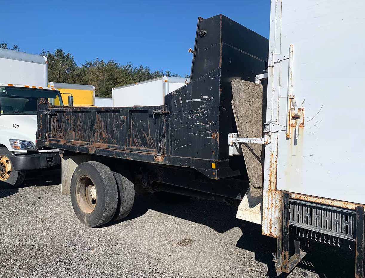 . Hino 338, 2008, 7.6L, AutoT-HydrB, Dump w/ Storage Unit, N#0856 - Image 11