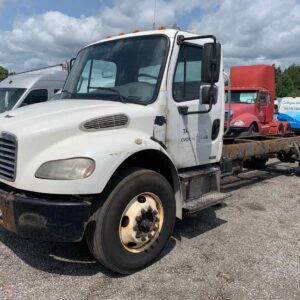 . Freightliner M2, 2006, CAT 7.2L, ManT-AirB, Cab & Chassis, NE3w#0608