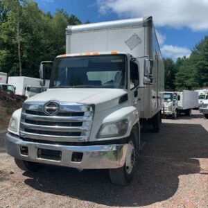 . Hino 338, 2012, 7.6L, AutoT-HydrB, 28ft Box, 96in +SDrs, TGate, r, NW12#4544