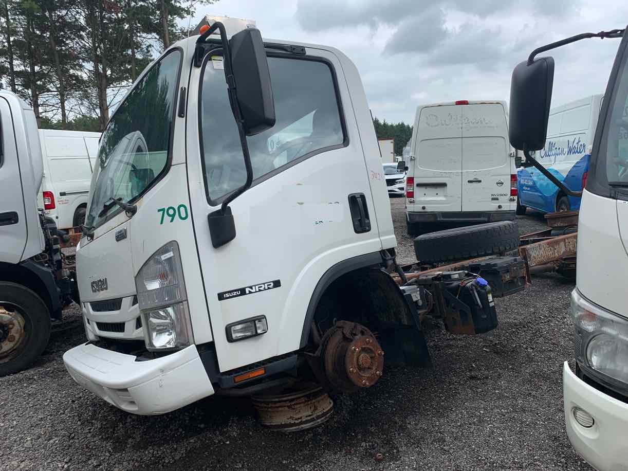 . Isuzu NRR, 2017, 5.2L, AutoT-HydrB, Cab & Chassis, parting, NW10#3421