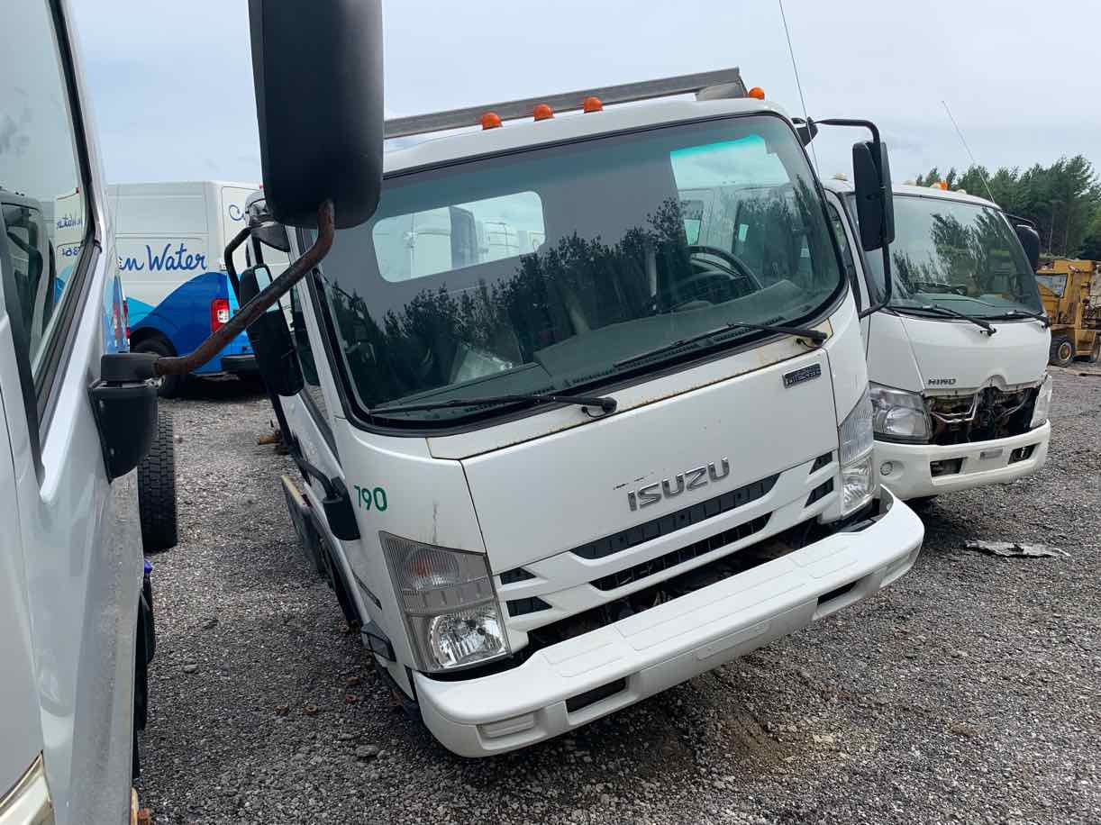 . Isuzu NRR, 2017, 5.2L, AutoT-HydrB, Cab & Chassis, parting, NW10#3421 - Image 3