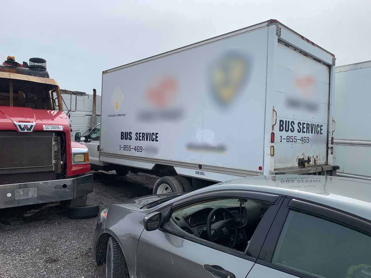 . Ford F550, 2004, 6L diesel, AutoT-HydrB, 17ft Box, Side Door, NE5c#1628 - Image 4