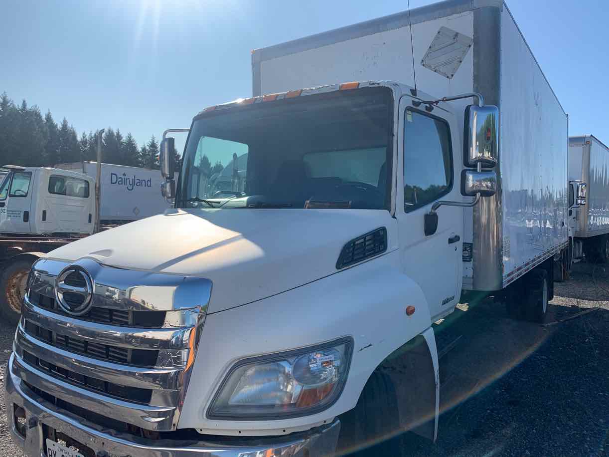. Hino 258, 2012, 7.6L, AutoT-HydrB, 20ft Box, 84in Barn Doors, NE8c#2160 - Image 3