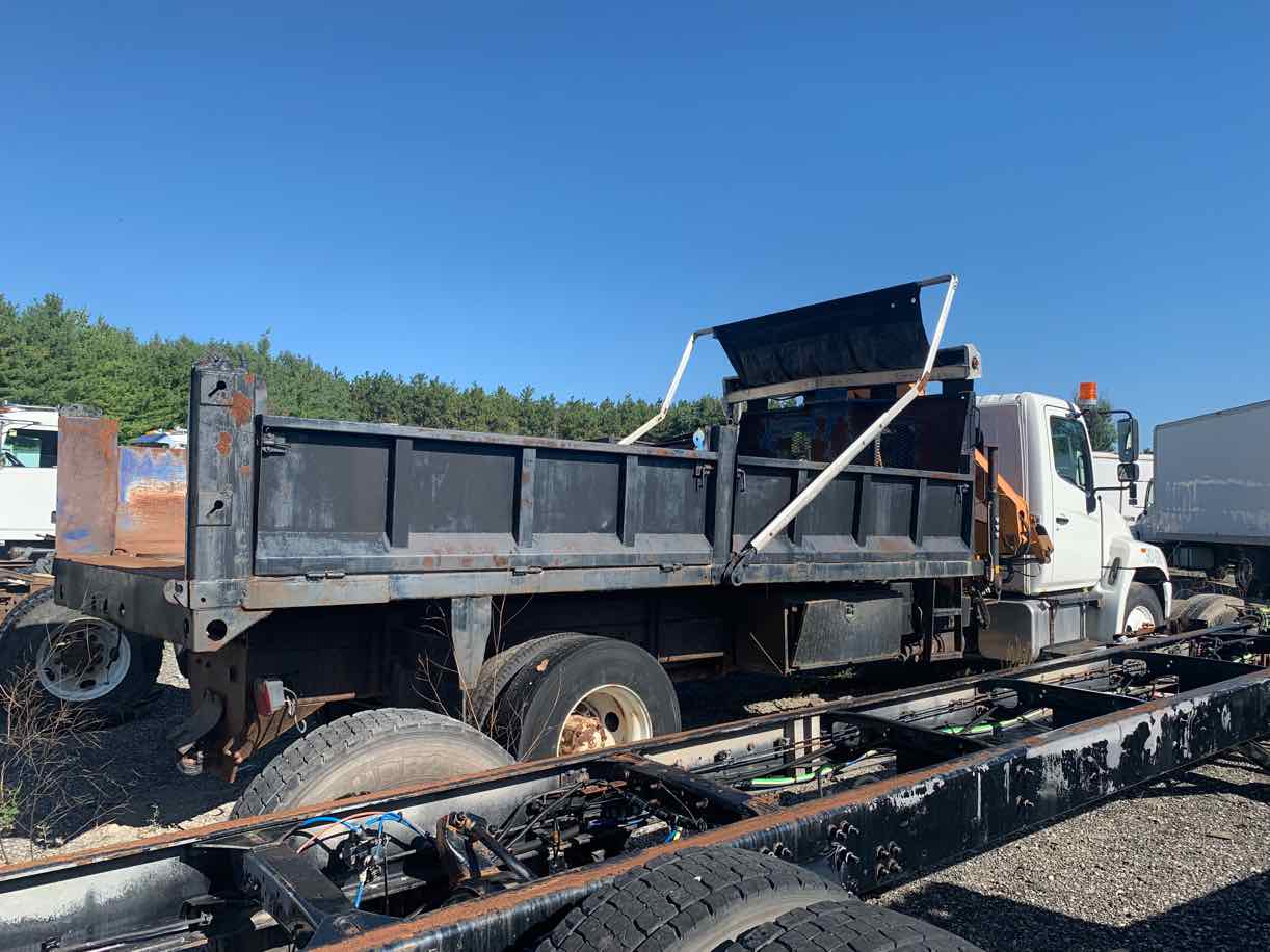 . Hino 358, 2008, 7.6L, AutoT-AirB, 18ft Dump, w/ Knuckle Boom, r, NE7c#2282 - Image 3