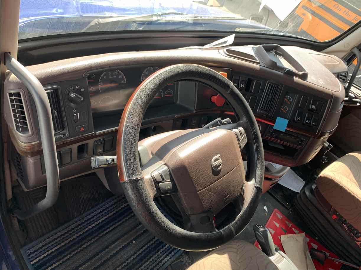 . Volvo VNL, 2013, 12.8L D13, AutoT-AirB, 6x4 Sleeper Tractor, blue, NE4c#1875 - Image 9