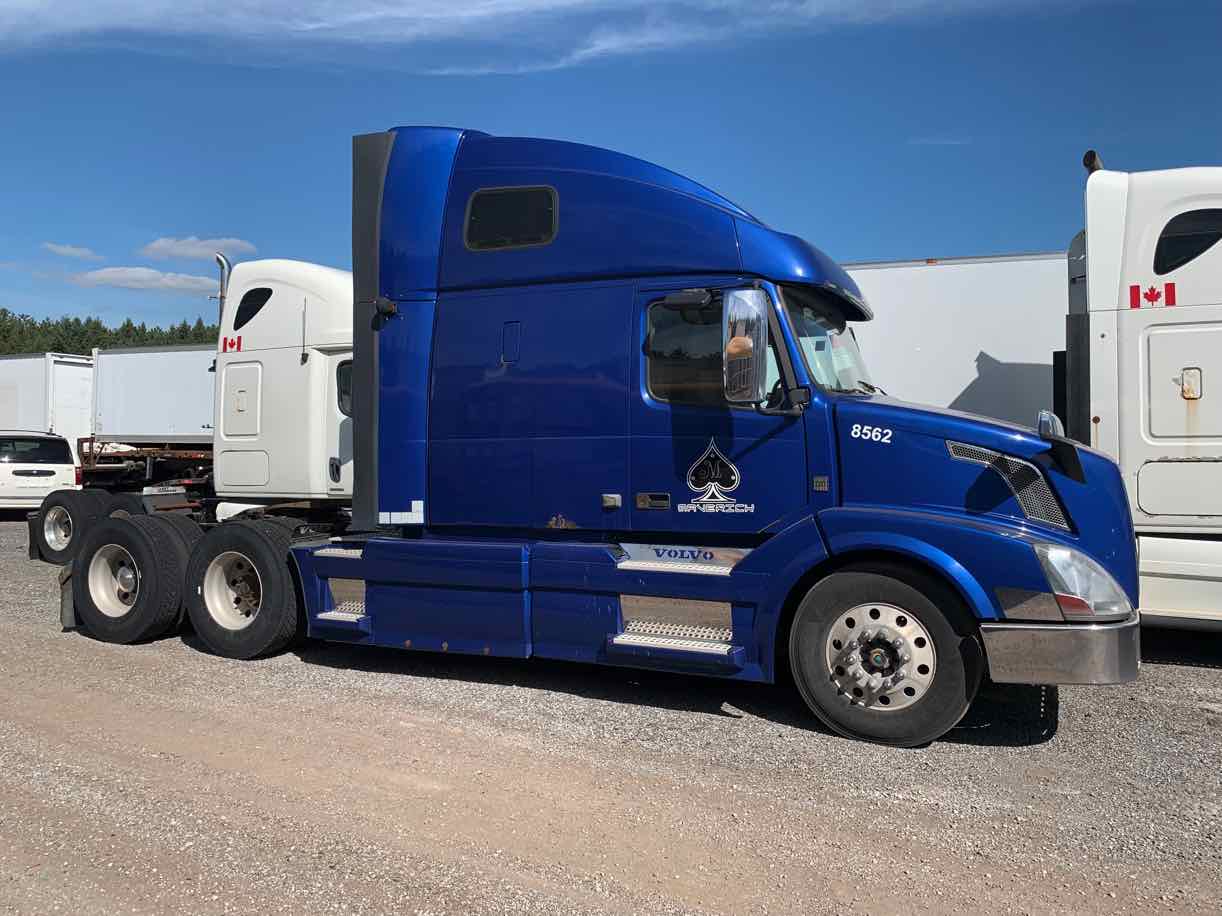 . Volvo VNL, 2013, 12.8L D13, AutoT-AirB, 6x4 Sleeper Tractor, blue, NE4c#1875 - Image 2