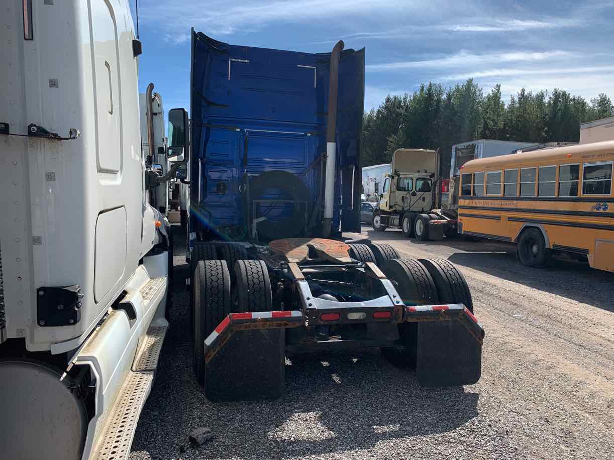 . Volvo VNL, 2013, 12.8L D13, AutoT-AirB, 6x4 Sleeper Tractor, blue, NE4c#1875 - Image 3