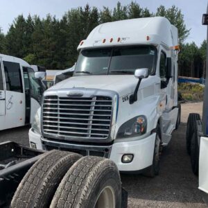 . Freightliner Cascadia, 2017, DD15 14.8L, AT-AB, 6x4 Sleeper Tractor, NE3c#7412