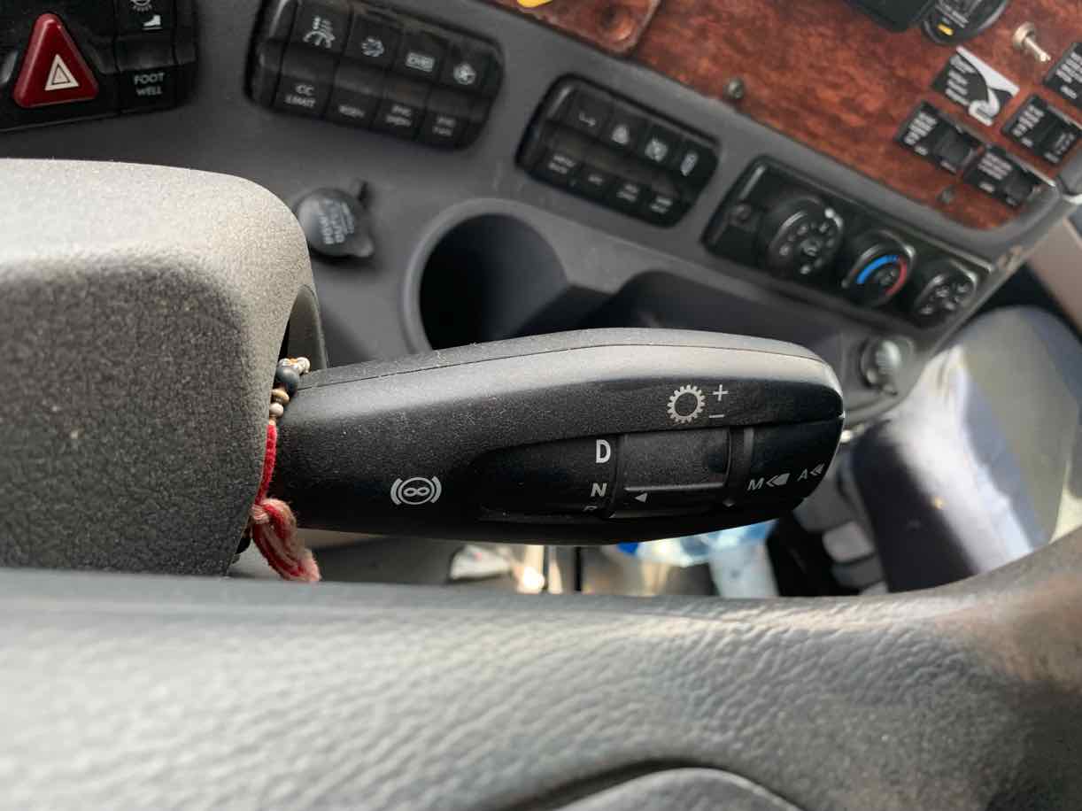 . Freightliner Cascadia, 2017, DD15 14.8L, AT-AB, 6x4 Sleeper Tractor, NE3c#7412 - Image 10