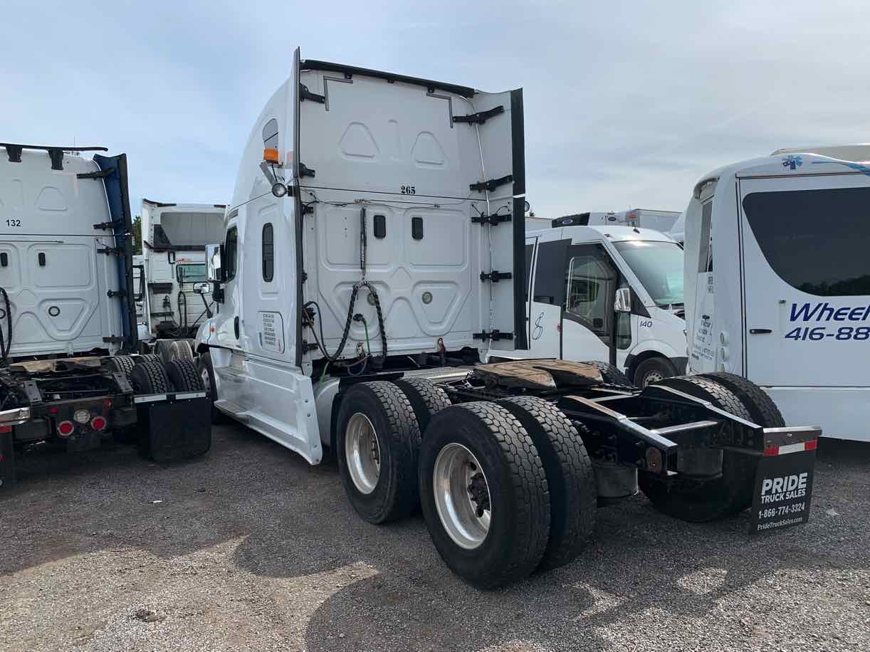 . Freightliner Cascadia, 2017, DD15 14.8L, AT-AB, 6x4 Sleeper Tractor, NE3c#7412 - Image 3