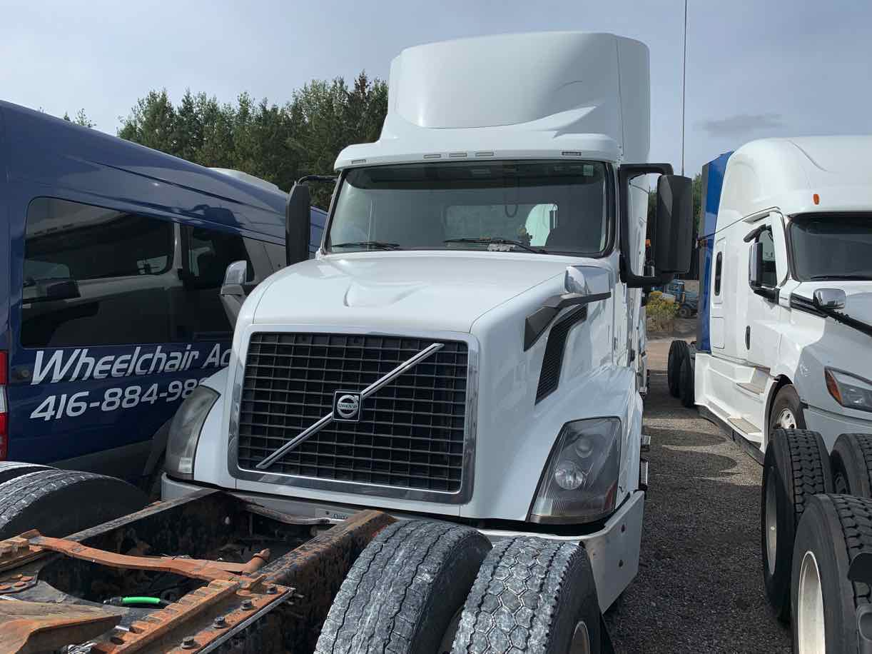 . Volvo VNL, 2013, 12.8L D13, AT-AB, 6x4 Daycab Tractor, NE3c#4798