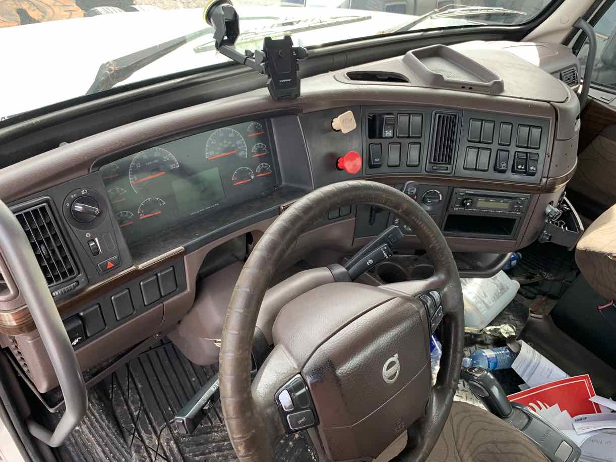 . Volvo VNL, 2013, 12.8L D13, AT-AB, 6x4 Daycab Tractor, NE3c#4798 - Image 11