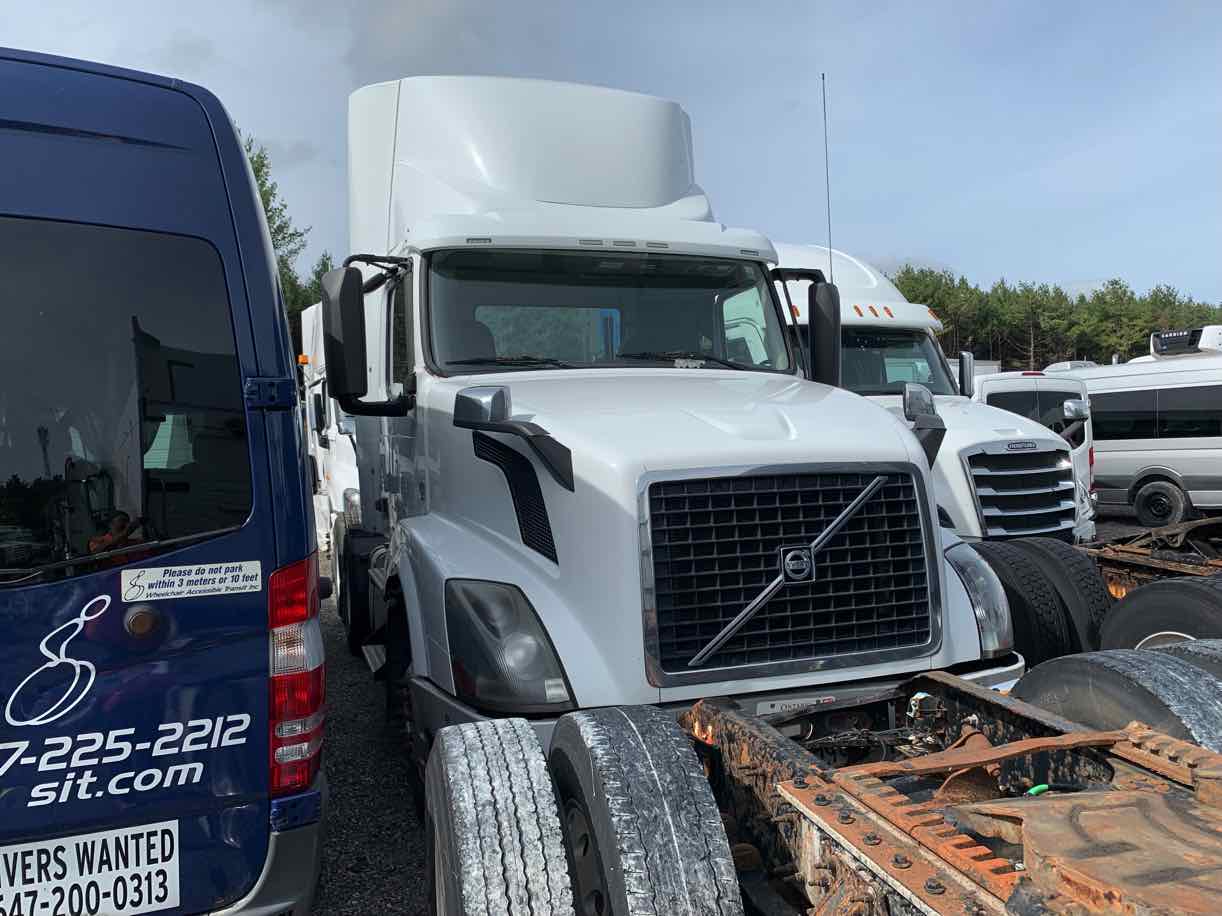 . Volvo VNL, 2013, 12.8L D13, AT-AB, 6x4 Daycab Tractor, NE3c#4798 - Image 2