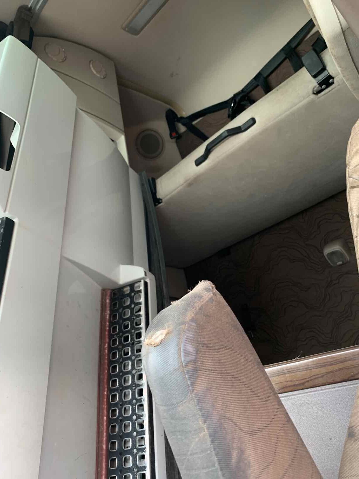 . Volvo VNL, 2014, 12.8L D13, AT-AB, 6x4 Sleeper Tractor, NE3c#1912 - Image 14