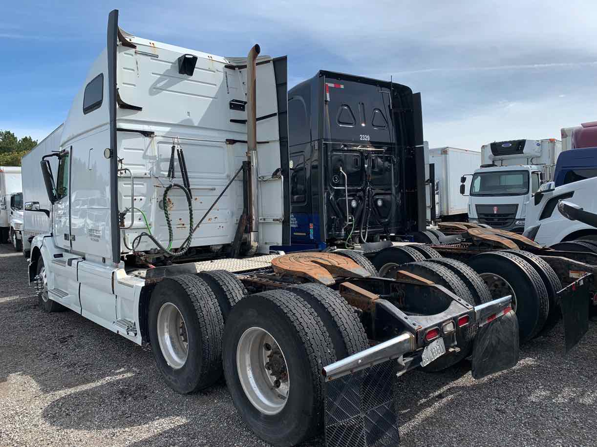 . Volvo VNL, 2012, 12.8L D13, MT-AB, 6x4 Sleeper Tractor, NE3c#5894 - Image 5
