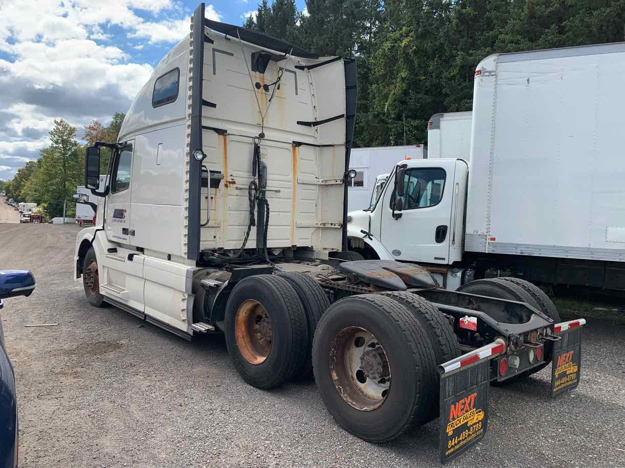 . Volvo VNL, 2016, 12.8L D13, AT-AB, 6x4 Sleeper Tractor, NE2w#7473 - Image 3